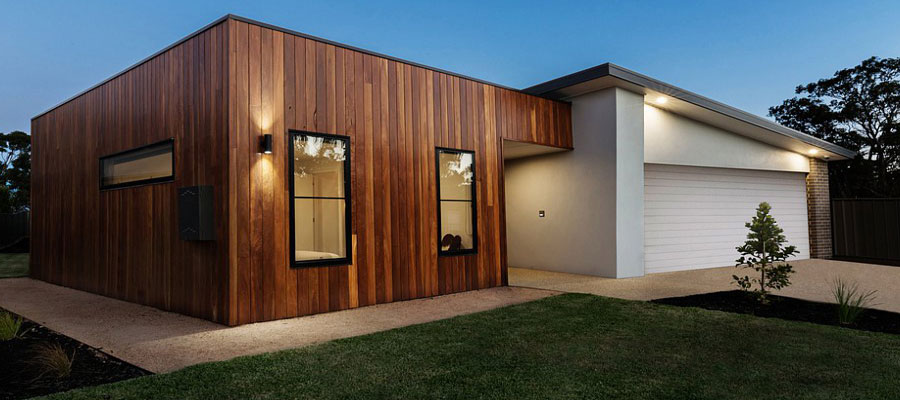 Maison avec un bardage en bois