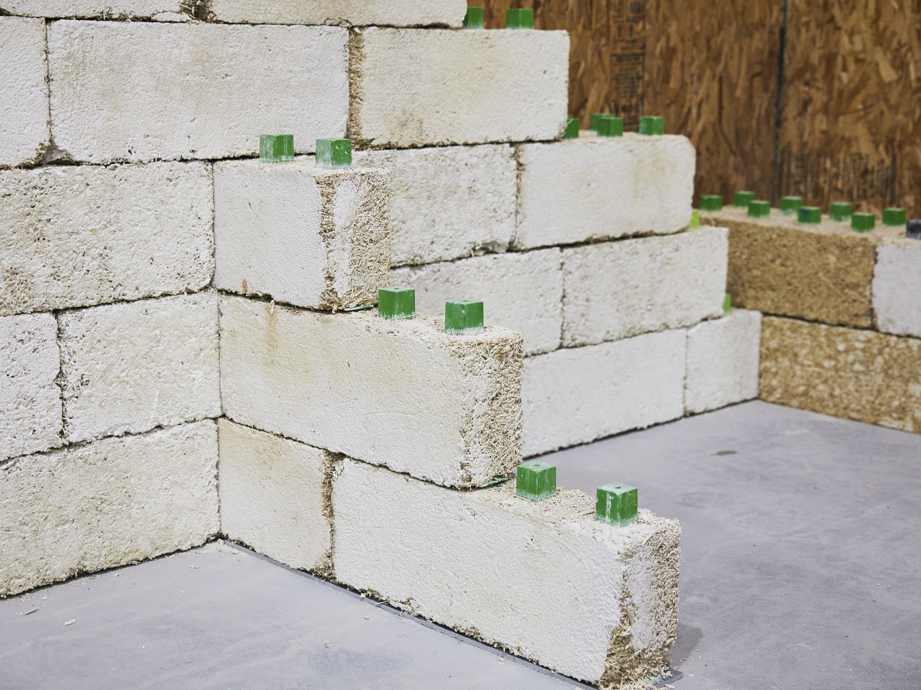 Brique de chanvre : mise en oeuvre, avantages, inconvénients, prix